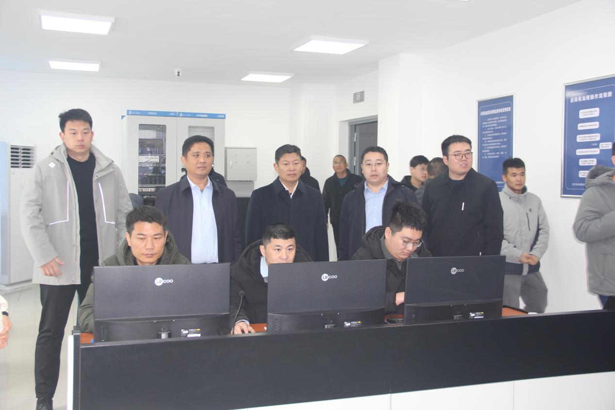 2025年全市水闸工程安全运行培训班走进洙赵新河湖口节制闸